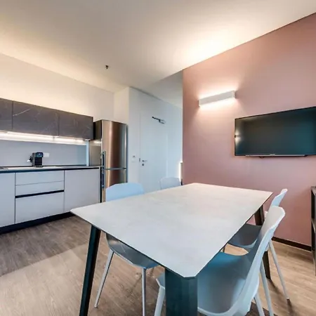 Pleasant In Near Mestre Train Station Appartement *